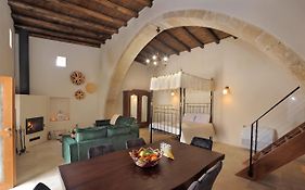 Pentasino Traditional House