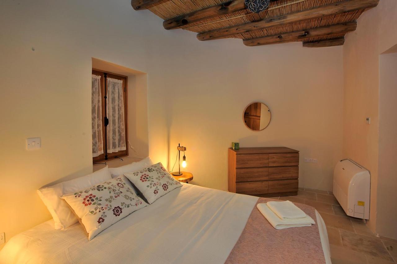 Pentasino Traditional House Agios Theodoros Extérieur photo