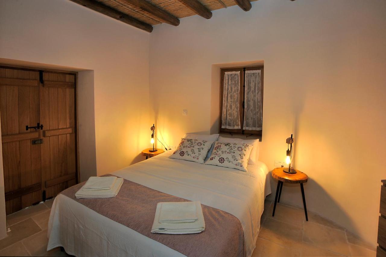 Pentasino Traditional House Agios Theodoros Extérieur photo