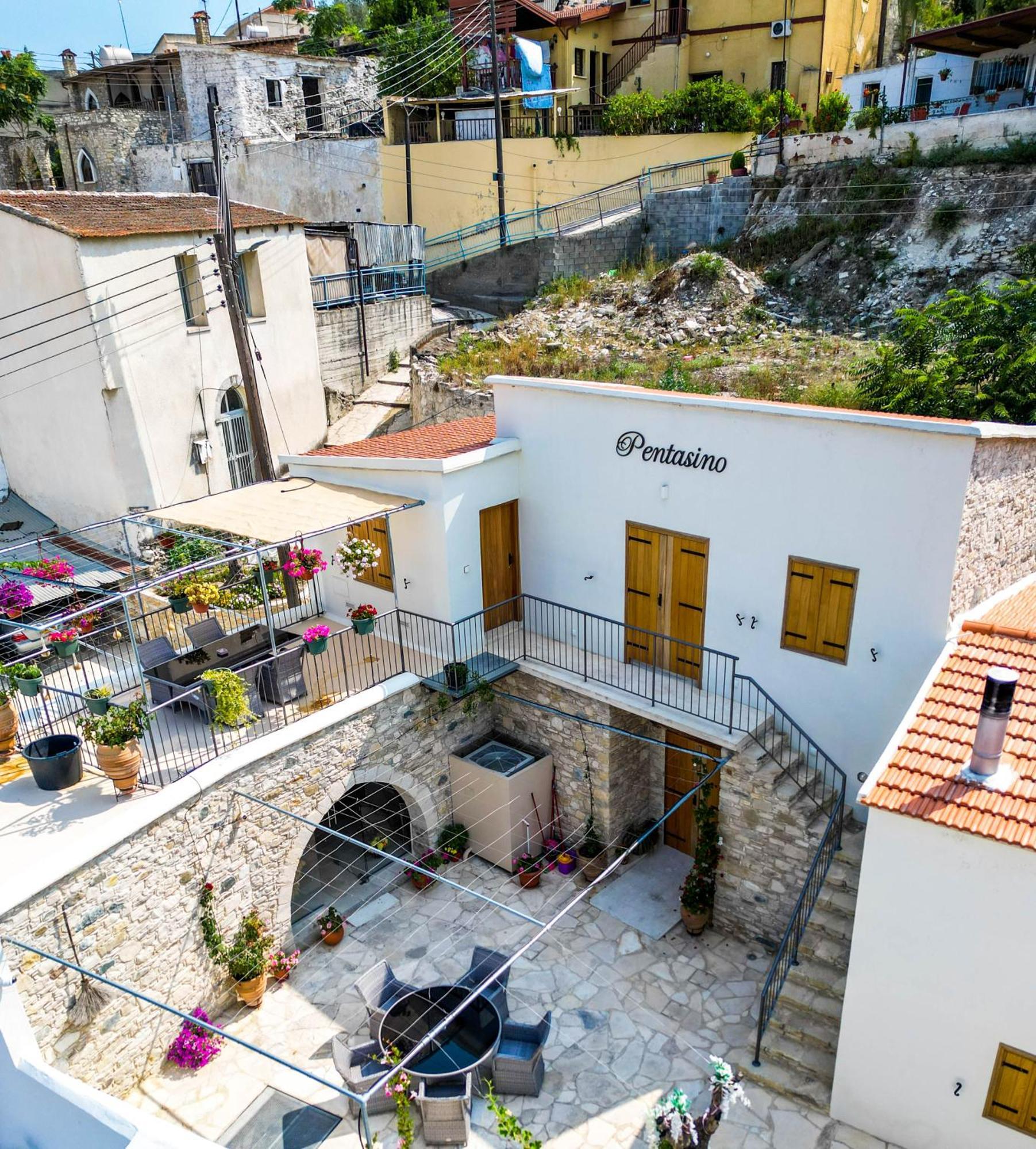 Pentasino Traditional House Agios Theodoros Extérieur photo